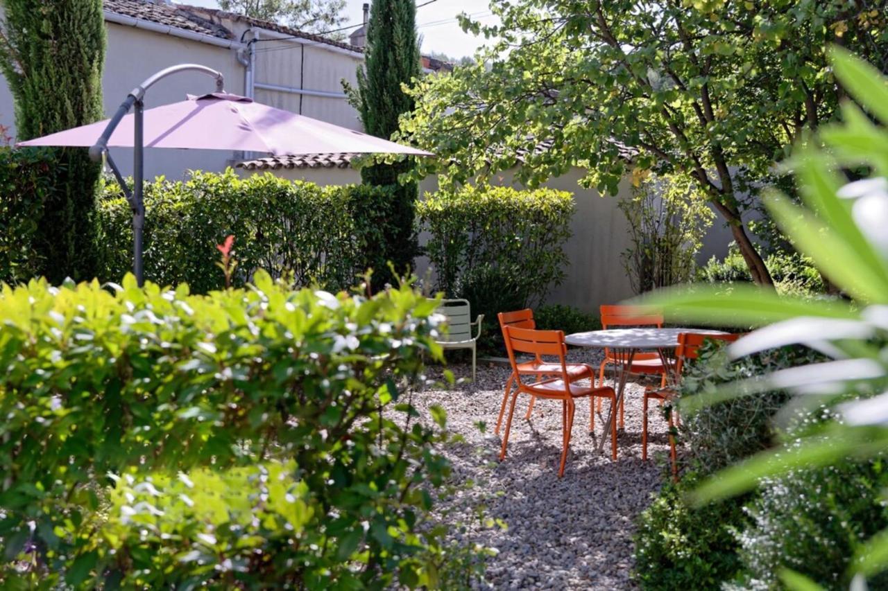 Private Furnished Apartment With All Comfort Has A Garden In A Green Space Meyreuil Exterior foto